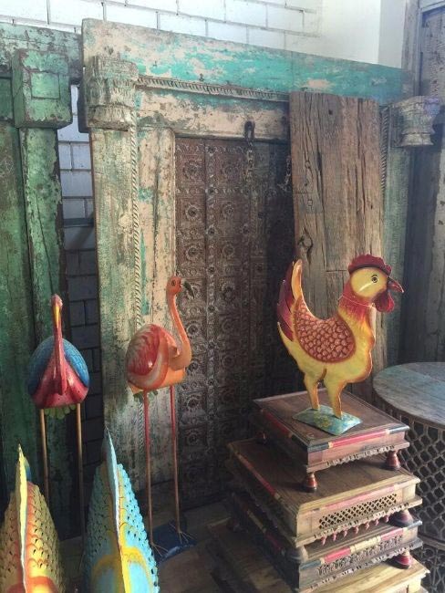 small metal rooster statue for home decor